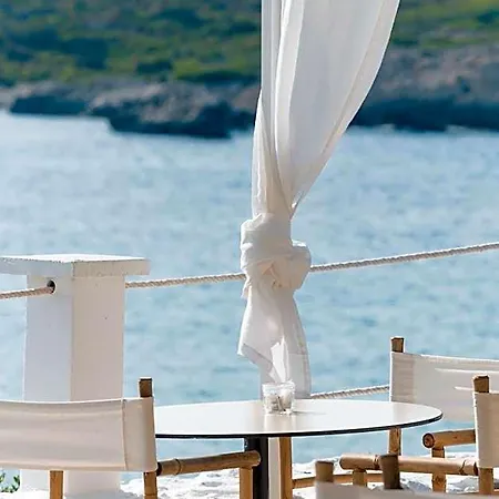 Club Menorca 福尔内利斯